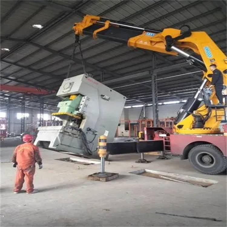 杭州江干80吨折臂吊车出租附近电话